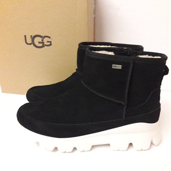 ugg palomar black